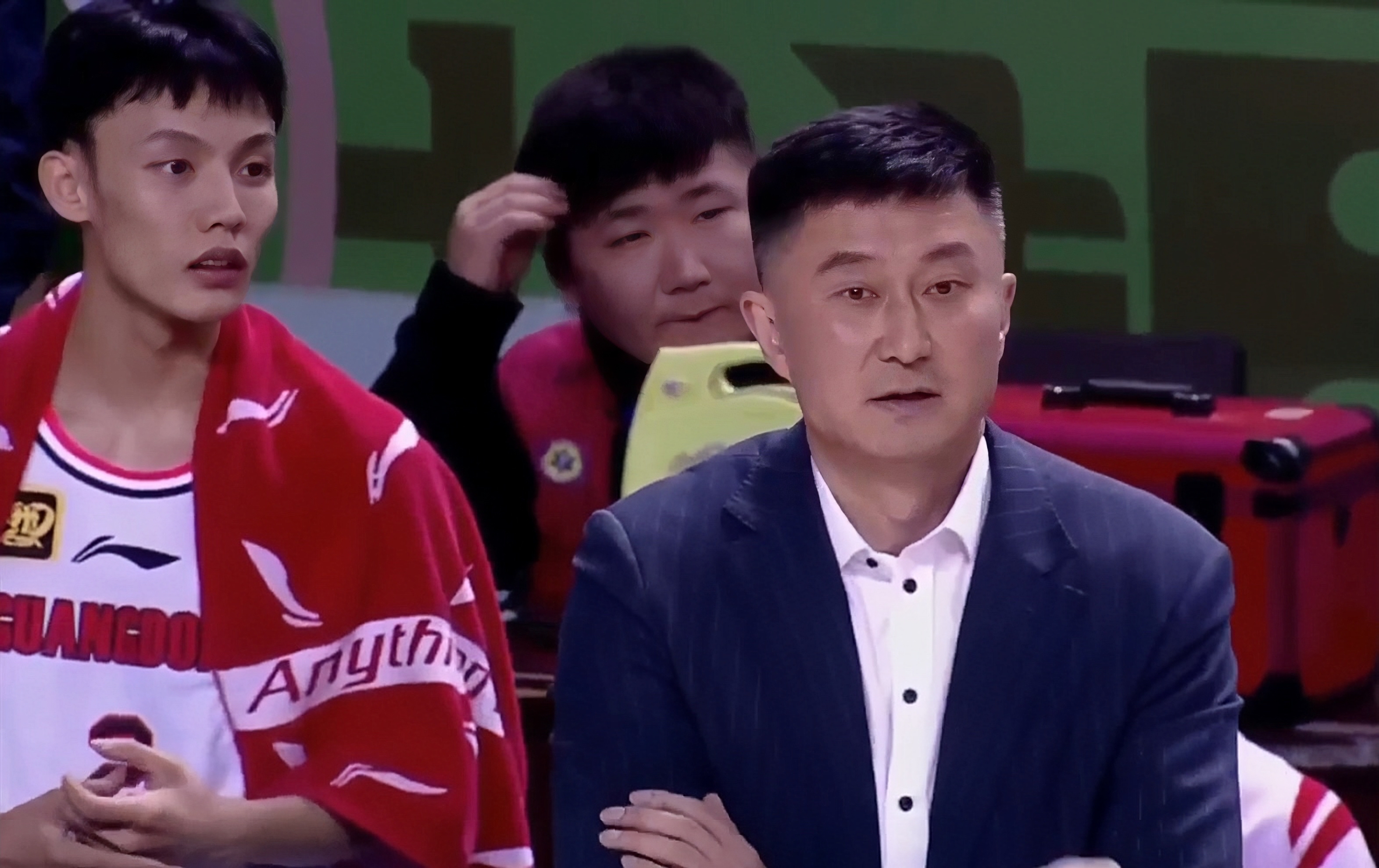 三亿体育平台-广东宏远鏖战取胜，球员士气如虹备战的简单介绍