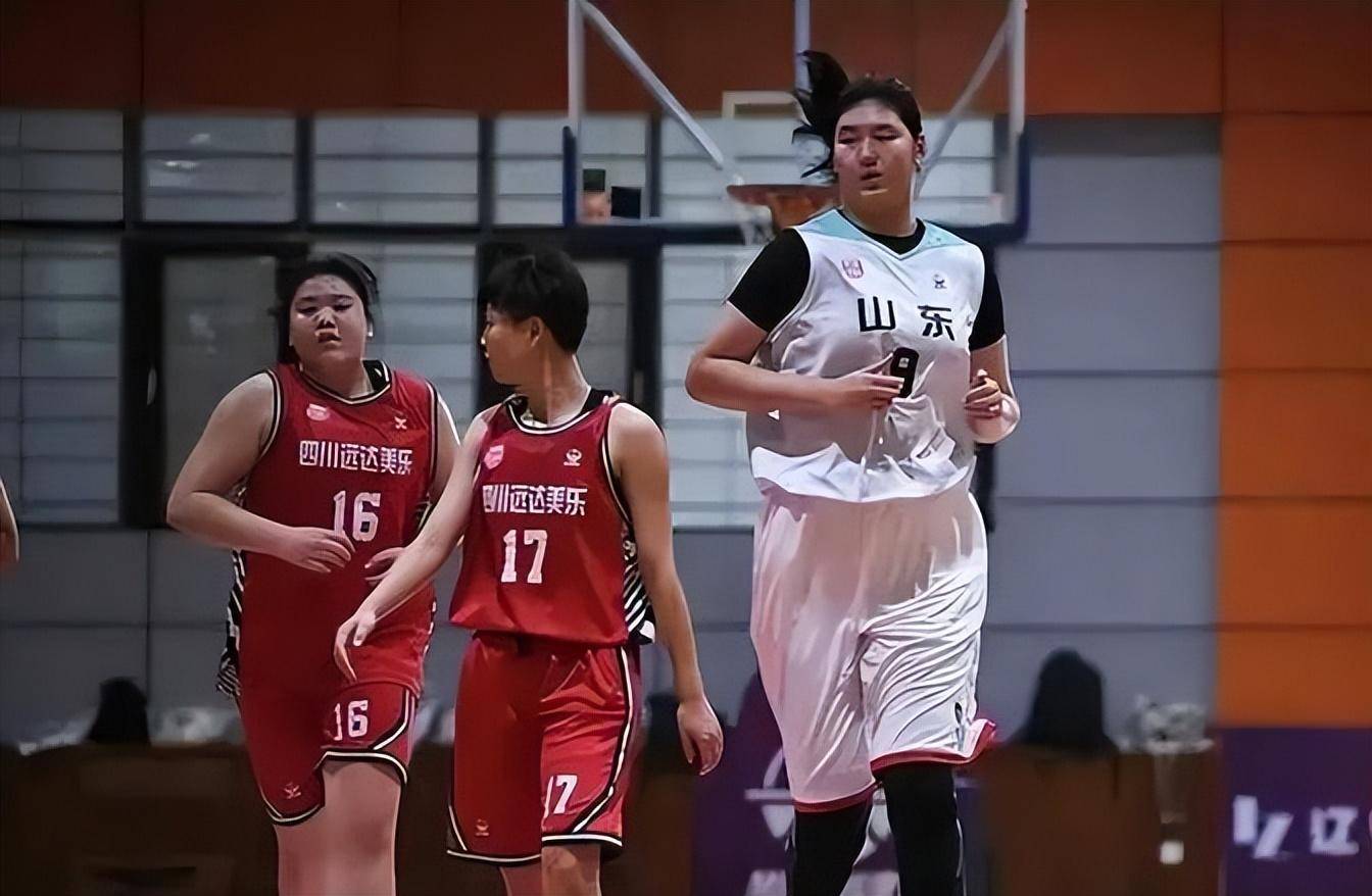 亚洲杯-张子宇11分钟13分女篮胜印尼51分