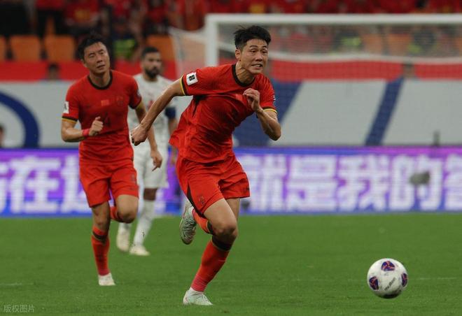 三亿体全站-国足评分：颜骏凌张玉宁表现尚可后腰表现难如人意的简单介绍