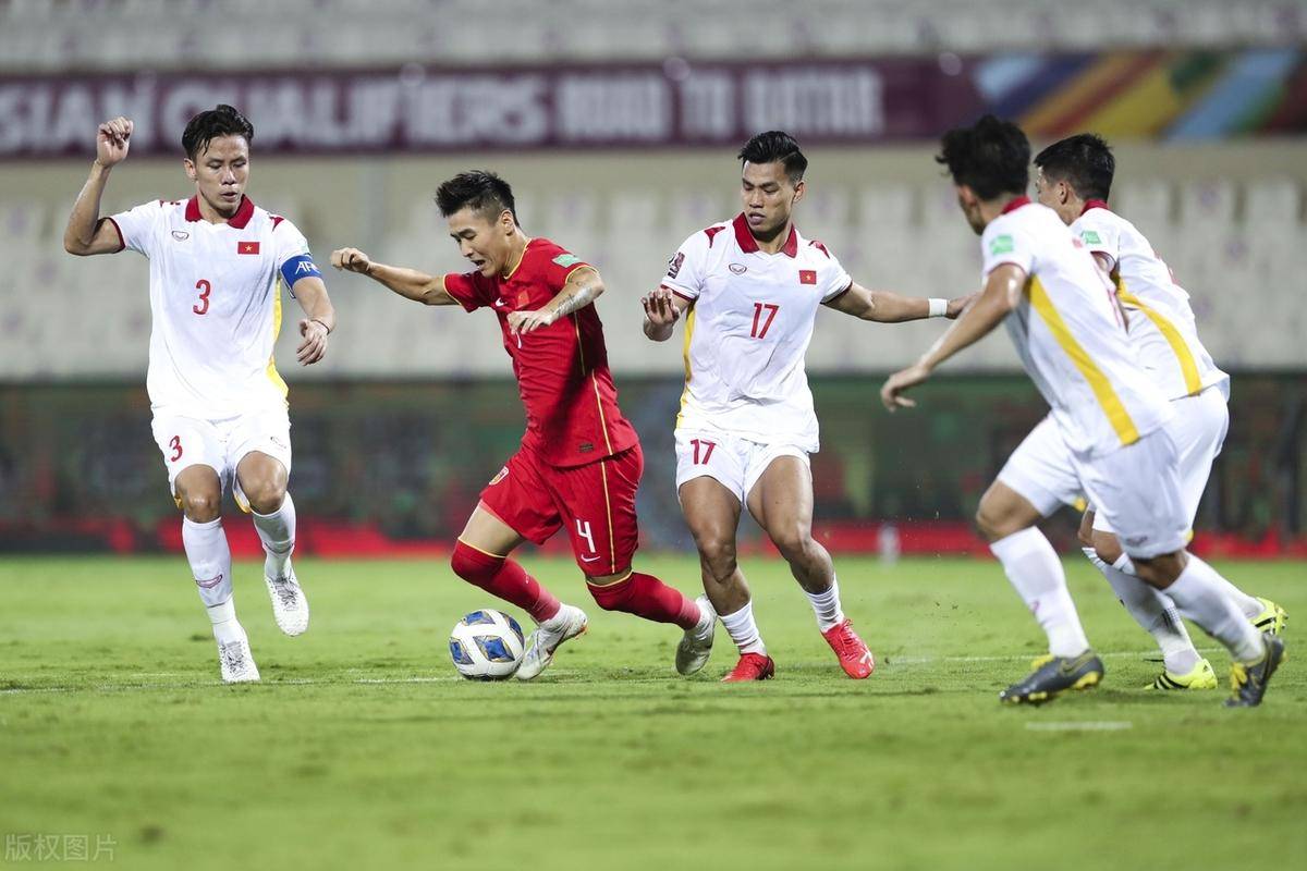 U16国足遭遇挑战！浮嶋敏的防线失守，金志浩轻松破门