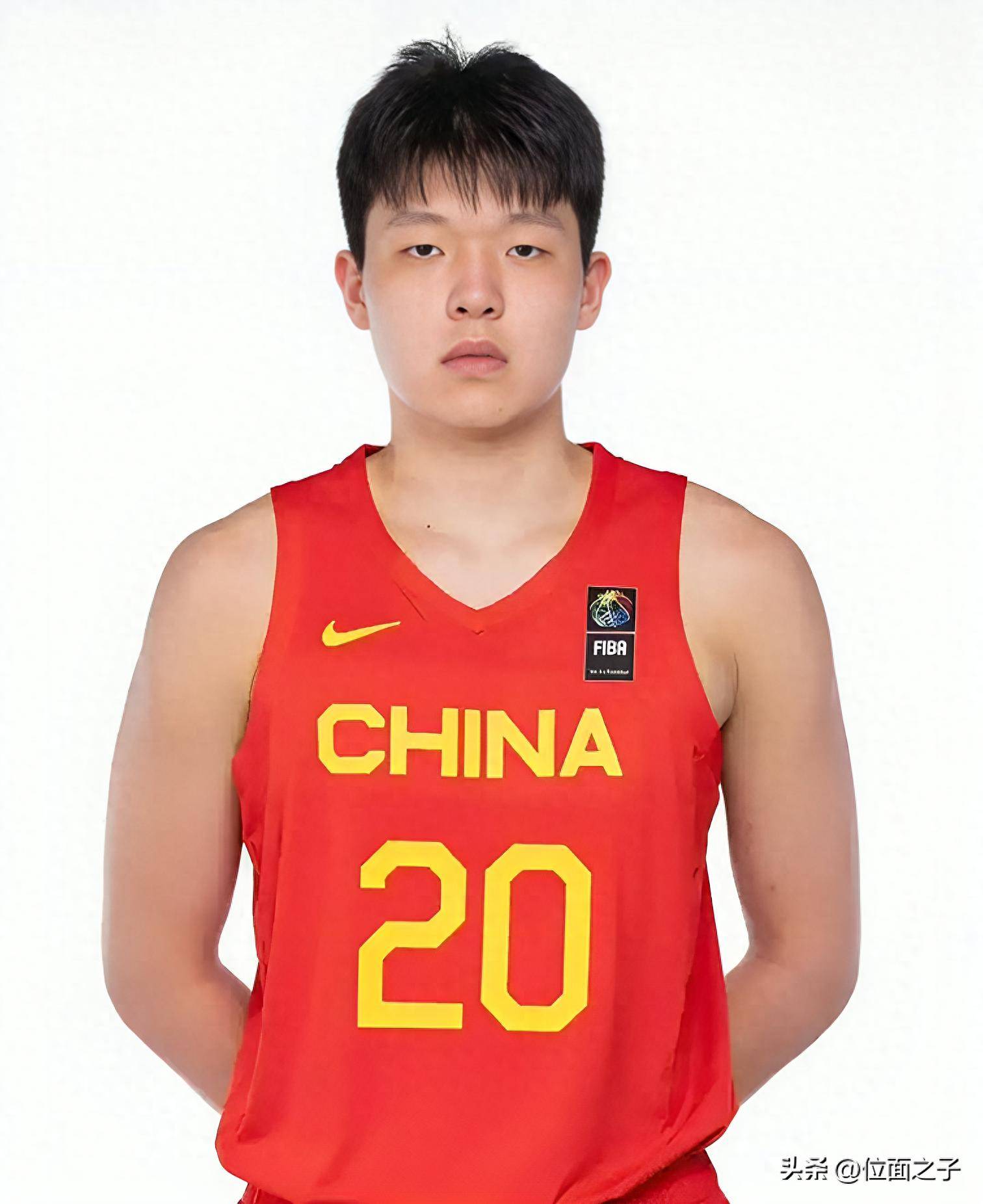 当年姚明都得打斯杯如今杨瀚森也一样的简单介绍